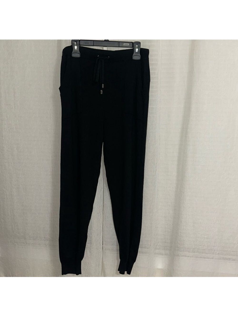 Chicos Zenergy 1R MR Black Cashmere Blend Knit Jogger Drawstring Pants